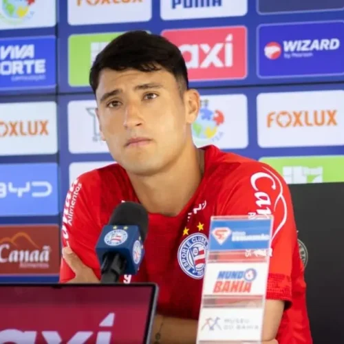 “É um jogo à parte”: Estreante em Ba-Vi, Alejo Véliz destaca tranquilidade do elenco e projeta duelo no Barradão